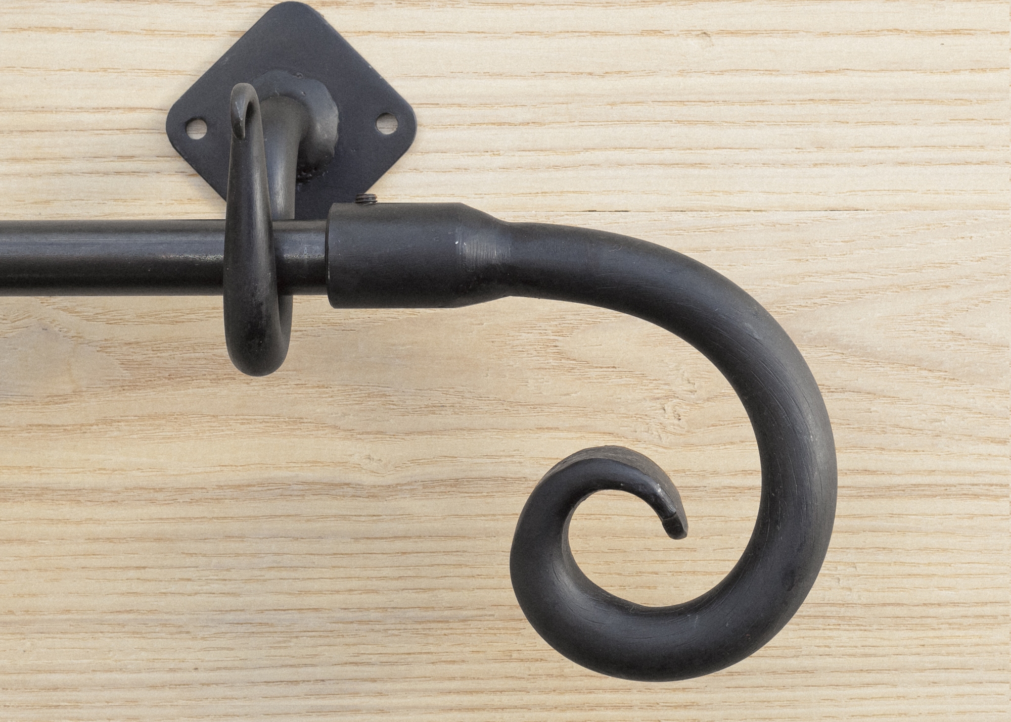 Curl Finial 16mm