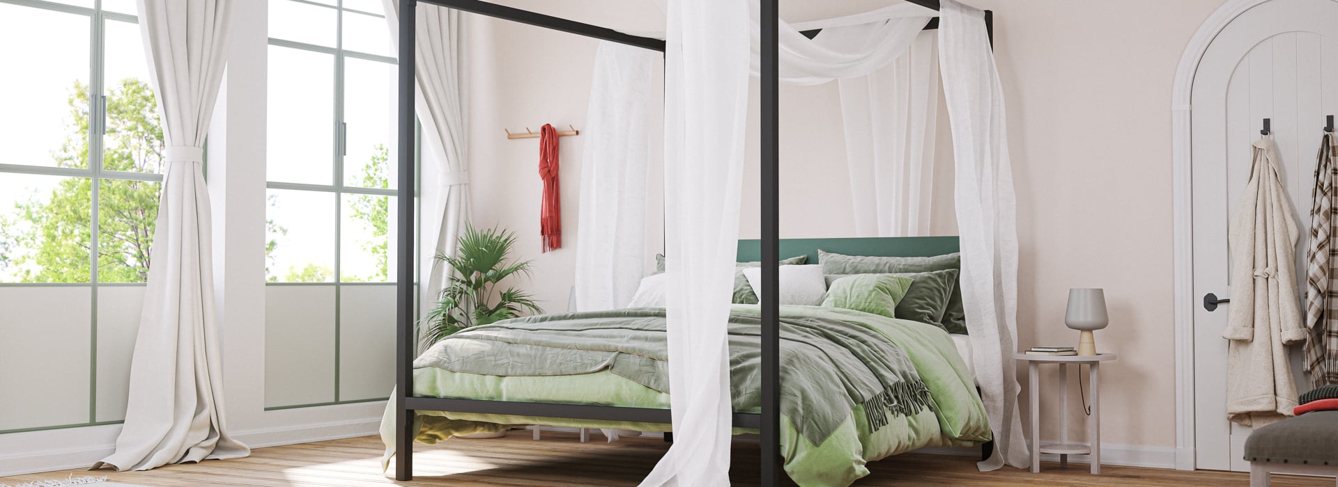 Four Poster Iron